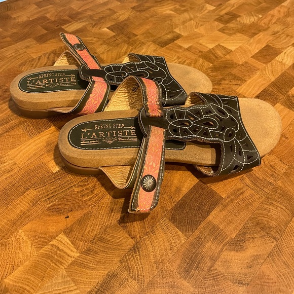 L'ARTISTE Spring Step Ulyana Sandals size 37 (6.5-7) - Picture 1 of 8